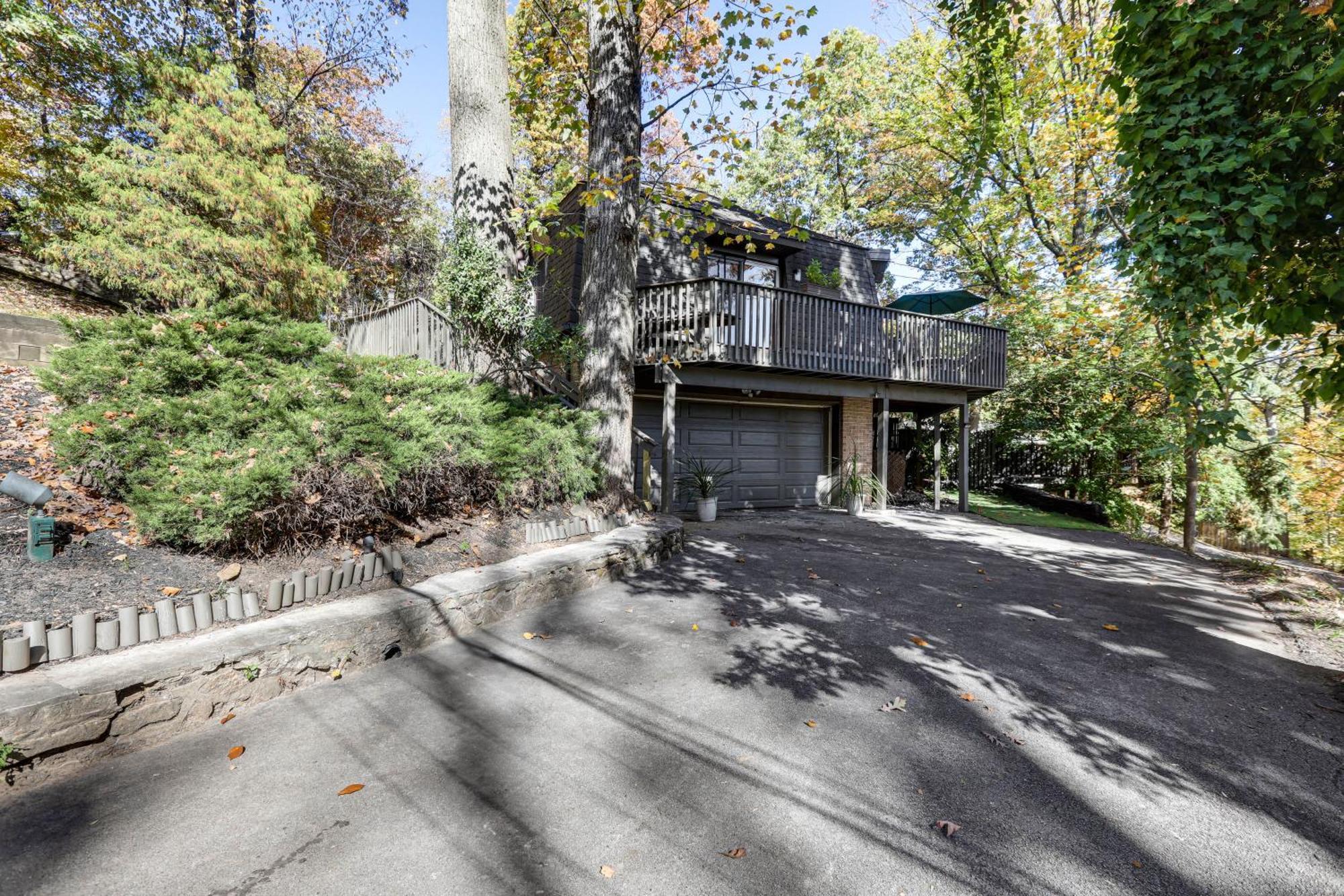 Spacious With 2 Game Holiday home King of Prussia